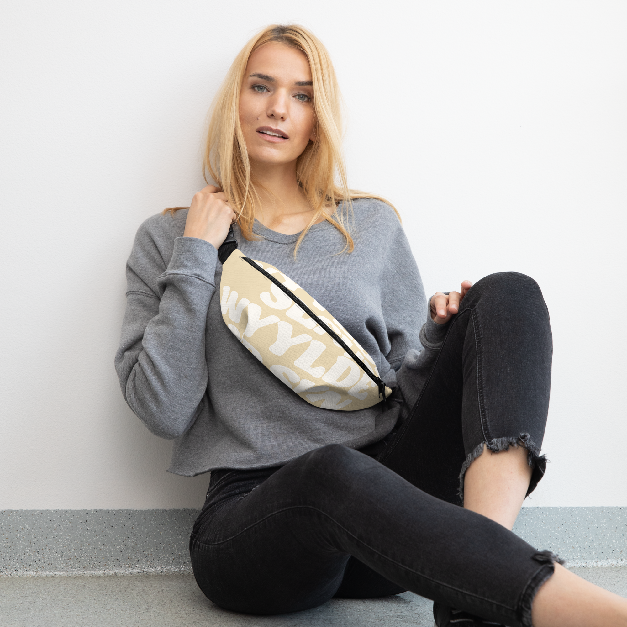 Le Sac Banane - Sea, Wyylde and Sun